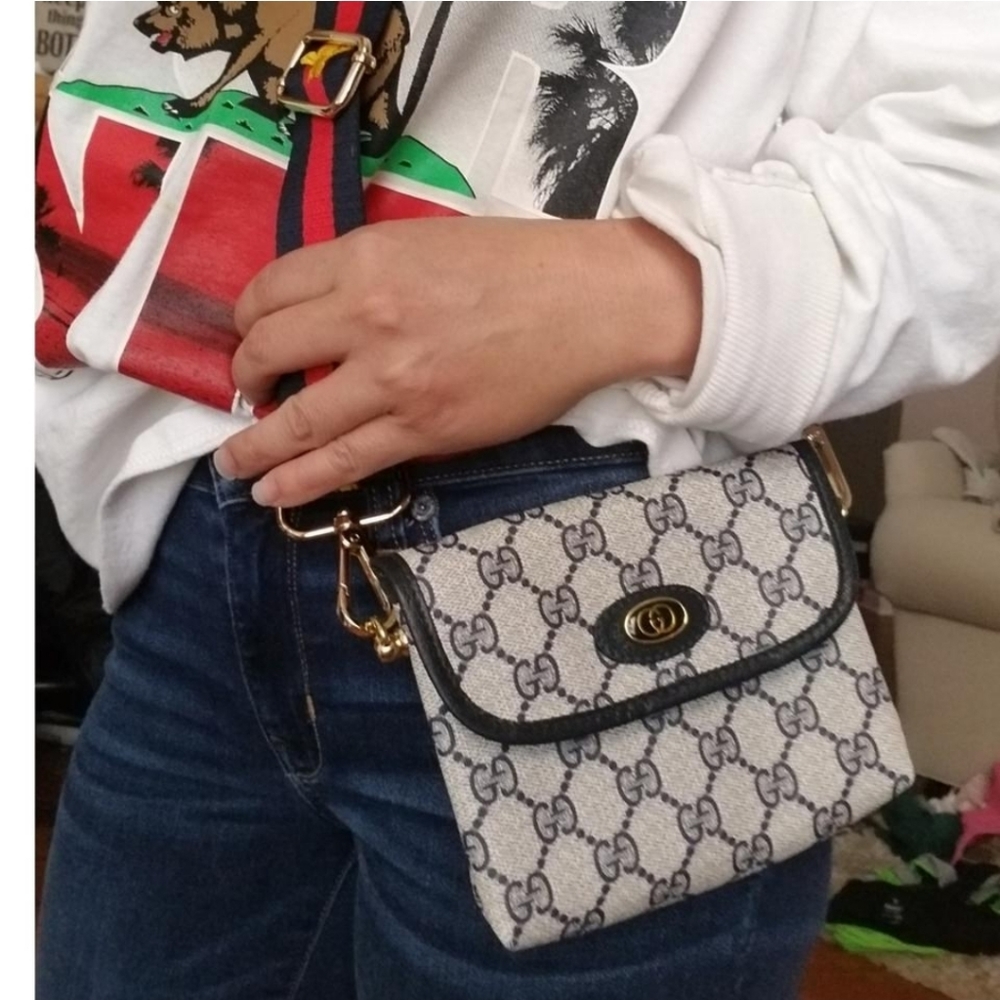 Authentic Vintage Gucci Crossbody Clutch Fanny Bum - Picture 1 of 12